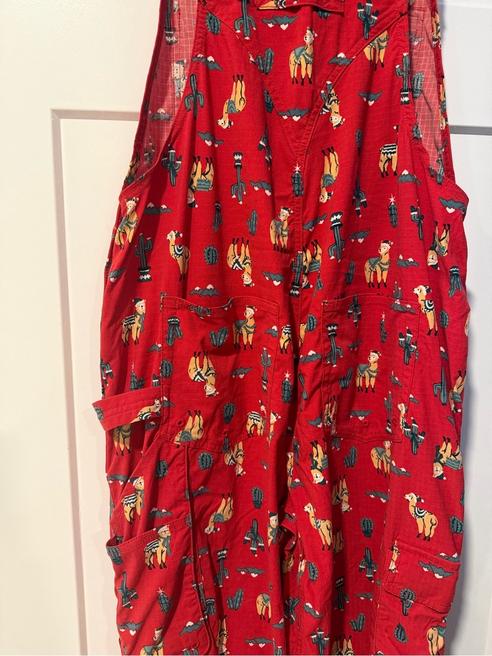 Duluth Trading Co Red women’s llama Print Overalls - Picture 8 of 9